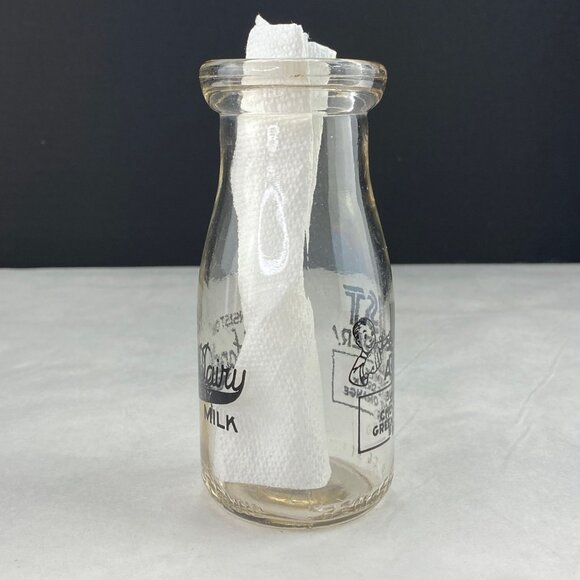 Vintage Hand's Dairy and Creamery Half Pint Milk Bottle Sidney Nebraska 1940s - Picture 2 of 10